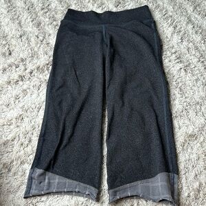 10 girls triple flip,under armour Capri leggings, gray gray plaid shirt,Bambi